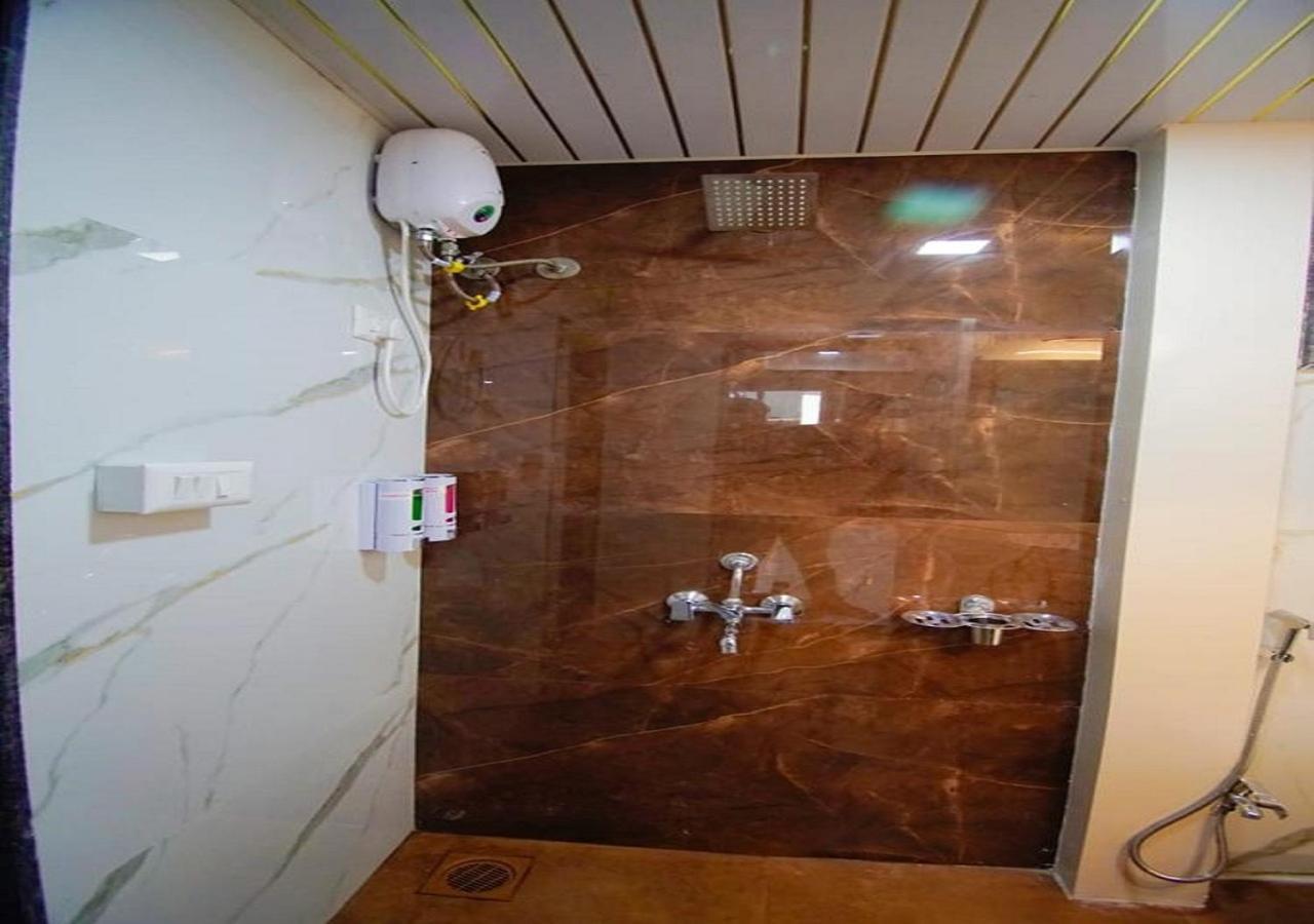 Tatva Villa , 罗纳瓦拉 外观 照片