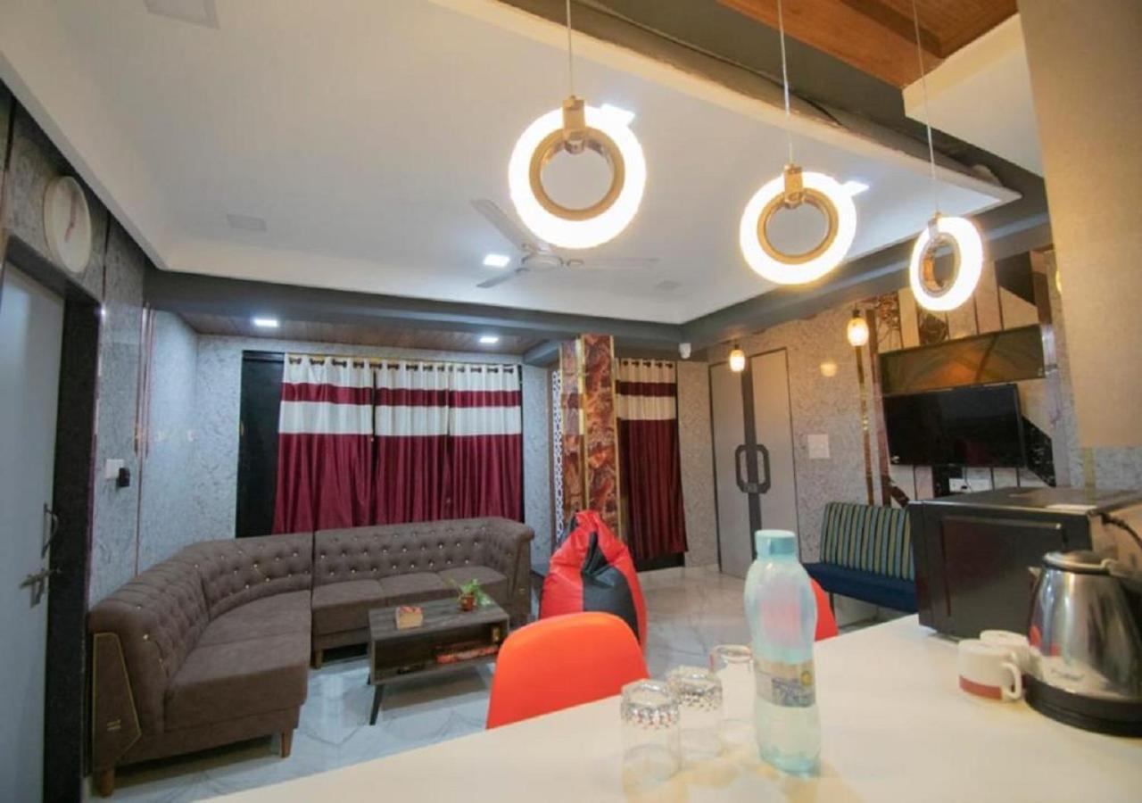 Tatva Villa , 罗纳瓦拉 外观 照片
